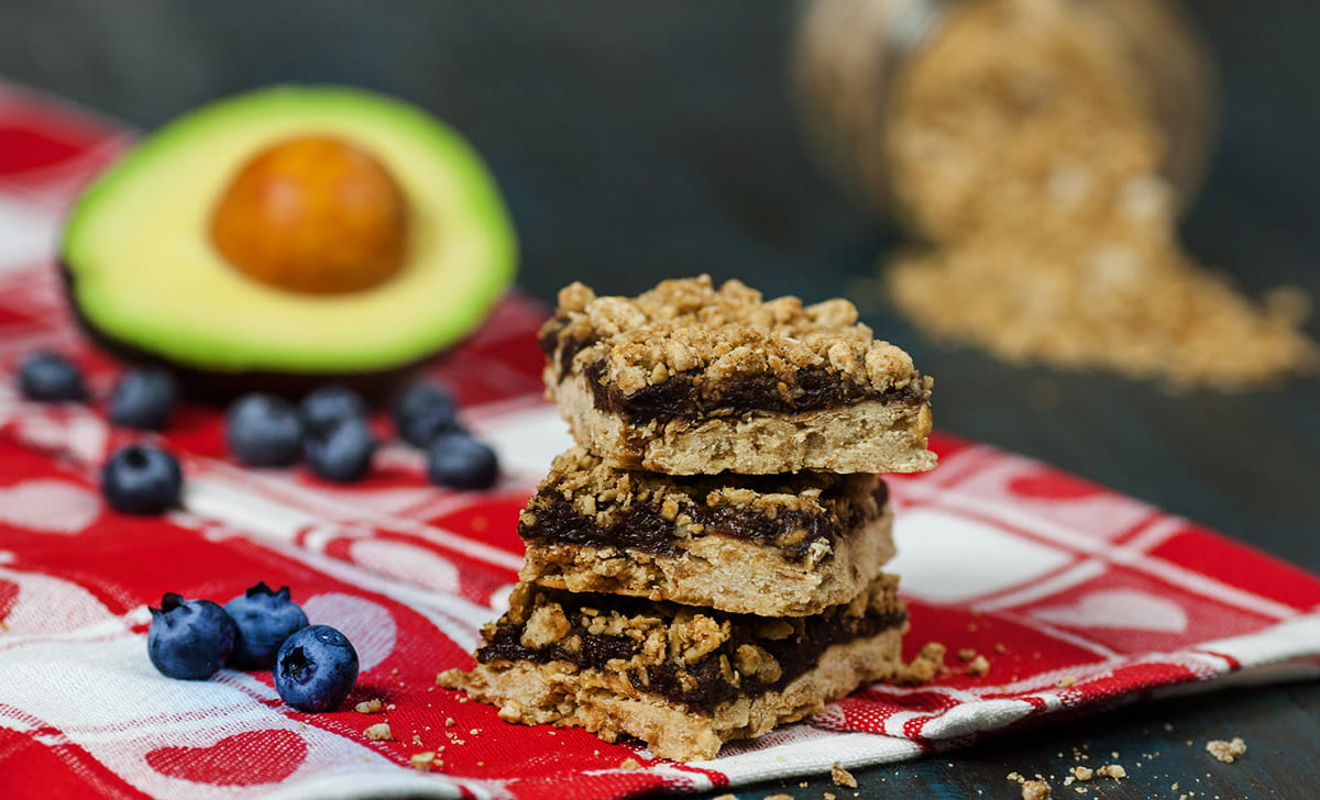 Oat Avocado-Berry Breakfast Bars