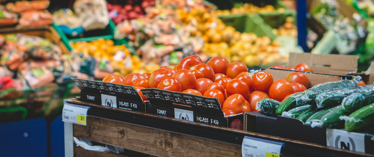 color image of produce in grocery store