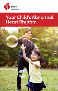 Portada del folleto Your Child's Abnormal Heart Rhythm (Ritmo cardíaco anormal en niños)