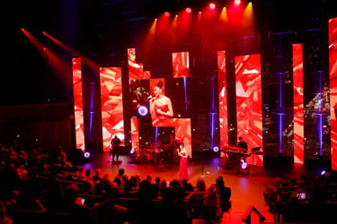 Nicole Scherzinger singing at the 2026 Red Dress Collection Concert