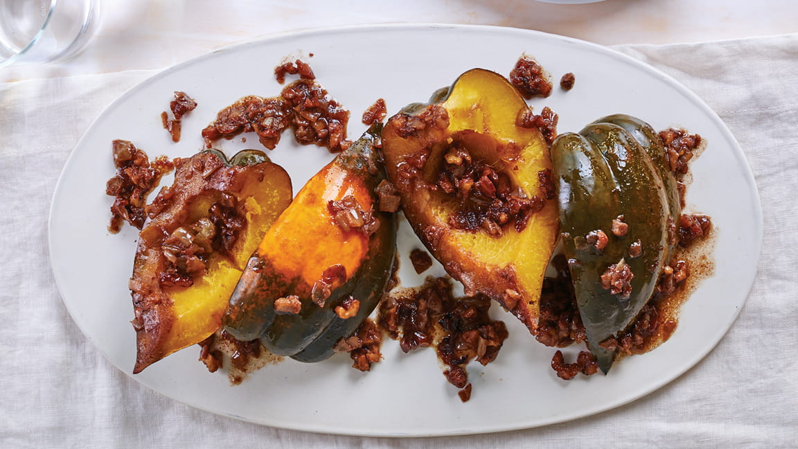 acorn squash wedges with walnuts