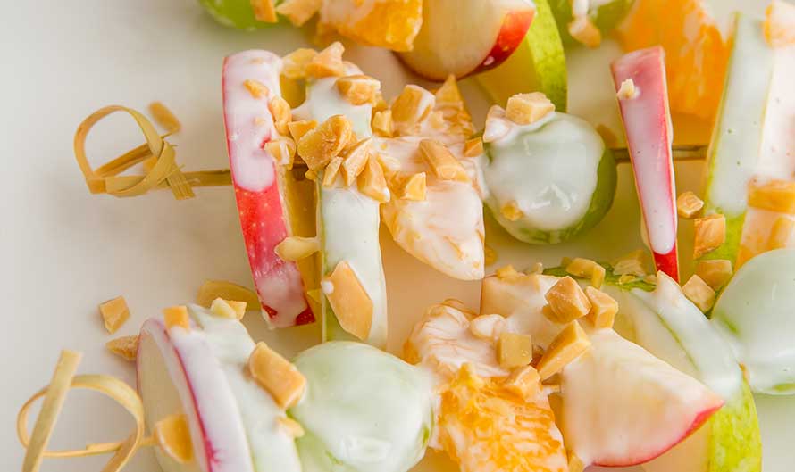 Caramel toffee fruit kebab recipe Caramel toffee fruit kebab recipe